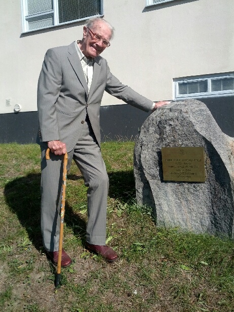 Rune Ryberg, 92 år. Han var med när F 8 startade 1938!