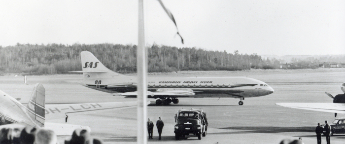 Caravelle SE-DAF startar från Bromma flygplats.