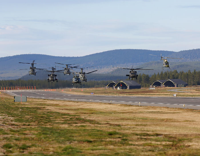 En internationell taktisk helikopterkurs (HTIC 2016) genomfördes på Vidsel under hösten 2016. Foto Gunnar Åkerberg   