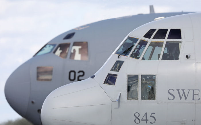 För strategiska och taktiska flygtransporter nyttjar Flygvapnet i huvudsak C-17 Globemaster III och TP 84 Hercules. Foto Gunnar Åkerberg.