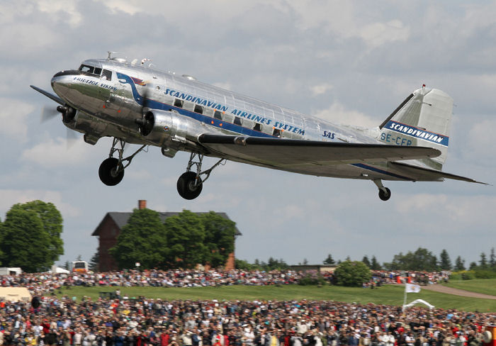 Besök Flygande Veteraners Douglas DC-3, Daisy, vid den statiska utställningen på bana 3. Foto: Gunnar Åkerberg.