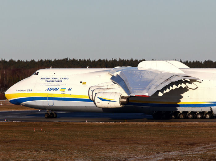 Vingspannet är imponerande 88,4 meter på An-225. Foto: Gunnar Åkerberg 
